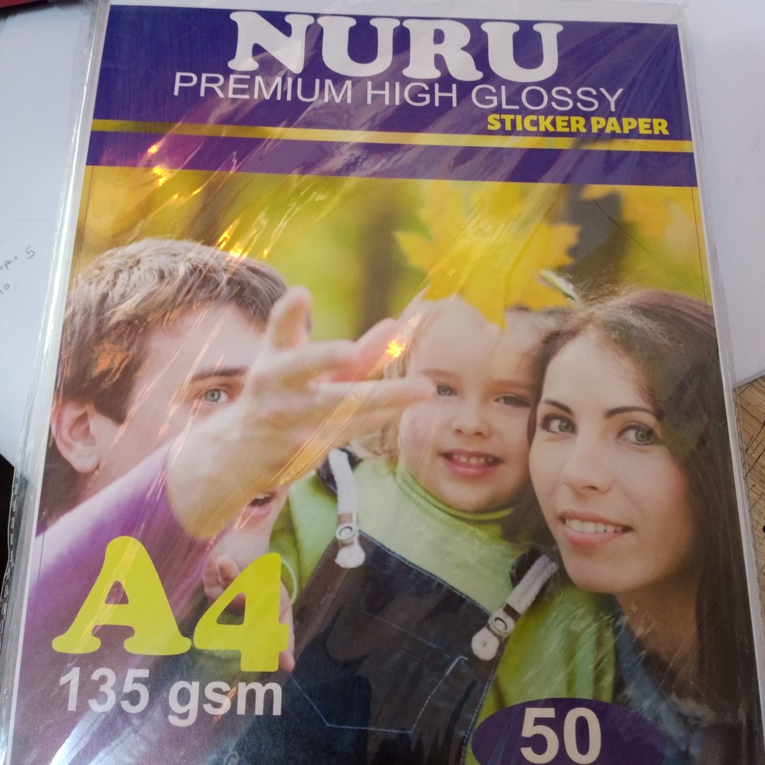 NURU STICKER PAPER 135GSM