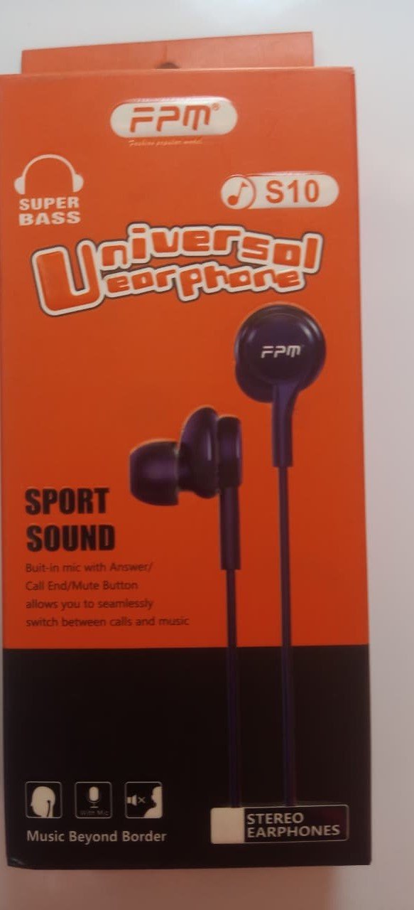UNIVERSAL EARPHONES