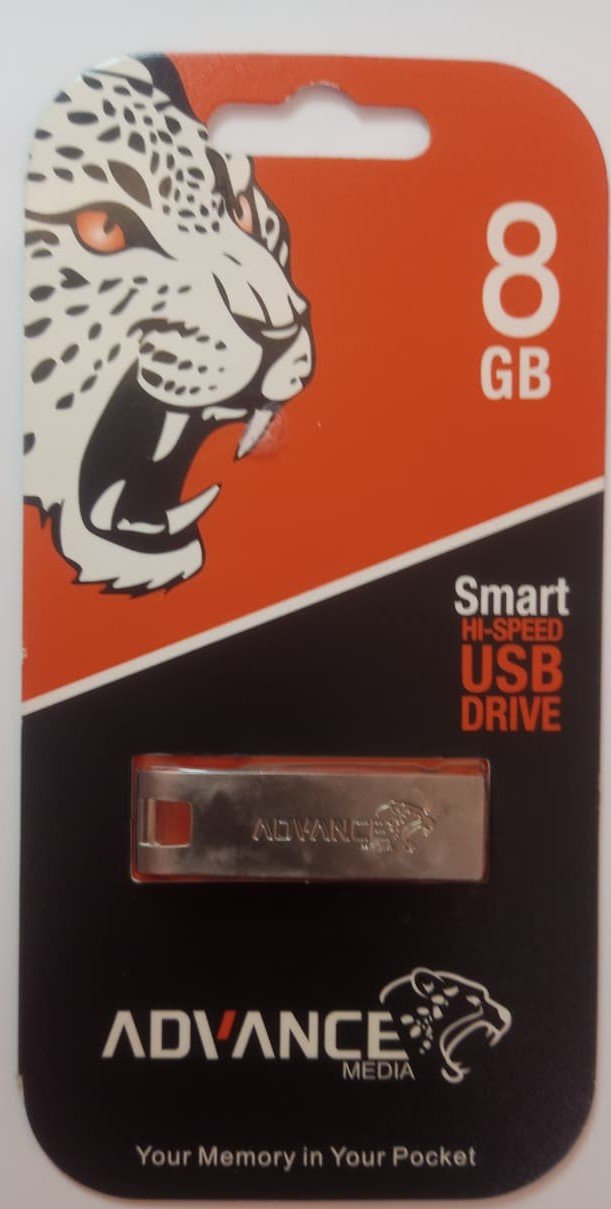8 GB FLASH  DRIVE