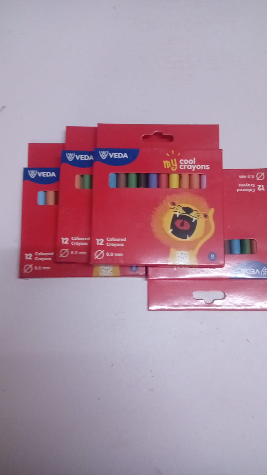 VEDA CRAYONS 12 COLOURES DZN